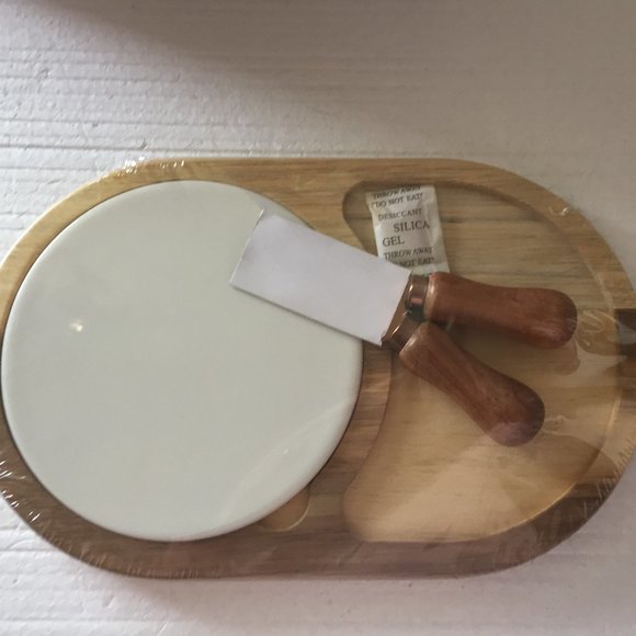 Twine Living Co. Gourmet Wood and Ceramic Cheese Board Set - NEW! - Picture 2 of 3